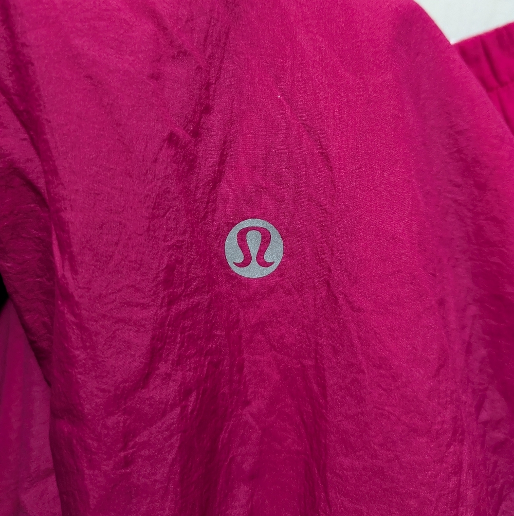 Lululemon License to Train Mid-Rise Lightweight Jogger - Picture 5 of 8